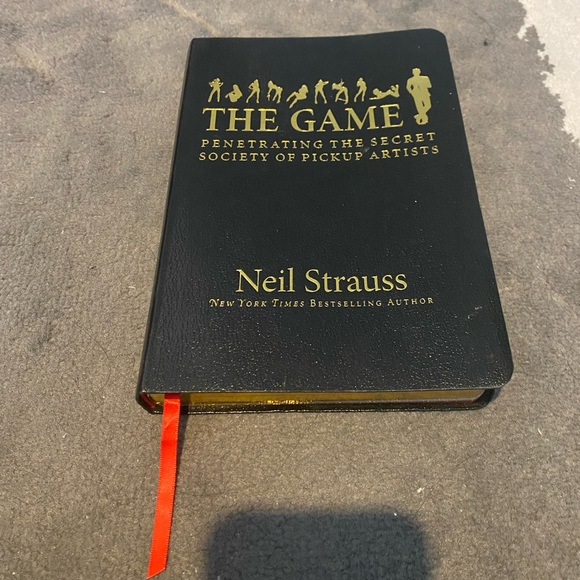 The Game - Picture 2 of 6